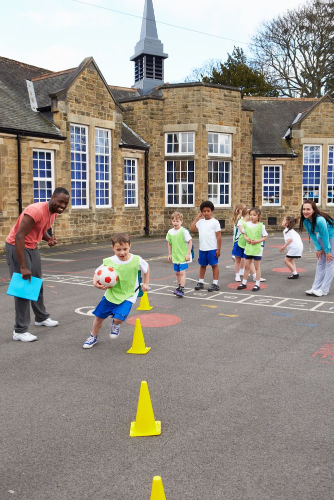 children in pe lesson