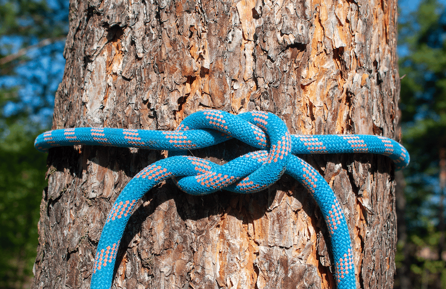 OAA tying a reef knot